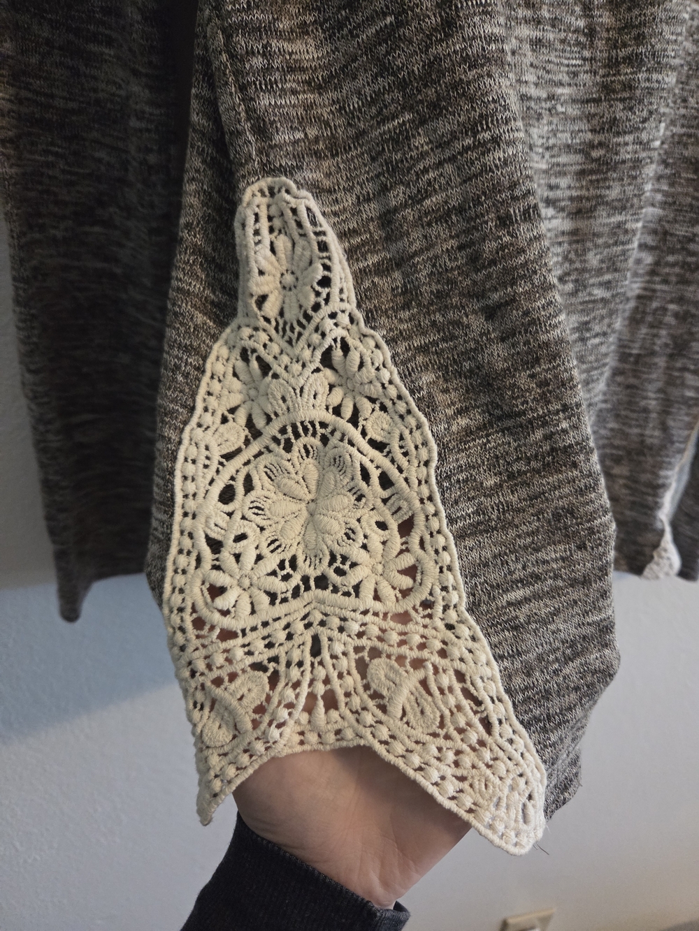 Forever 21 Gray Marled Long Sleeve Scoop Top with White Lace Insets - Picture 2 of 5